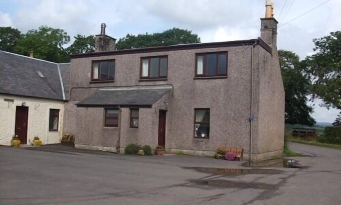 Mauchline Other | Family room Sleeps 3 at Dykefield Farm B&B