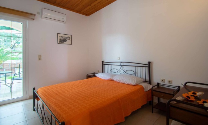 Lithakia Apartment | family style apartment 1