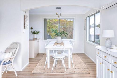 Old Bar House | Family Tides - Old Bar Holiday Rentals