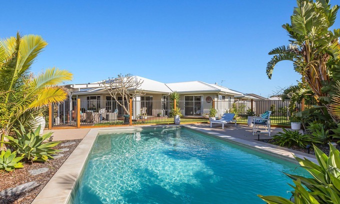 Pottsville House | Family Tides - Pets Considered