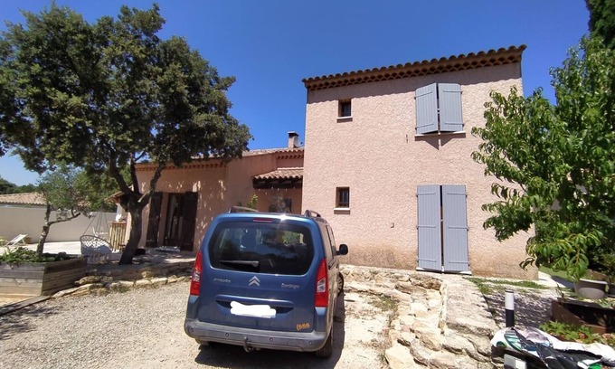 Cornillon-Confoux Villa | Family villa 140m2