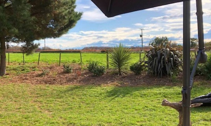 Leeston Cabin | Fantail at Bluestone Retreat