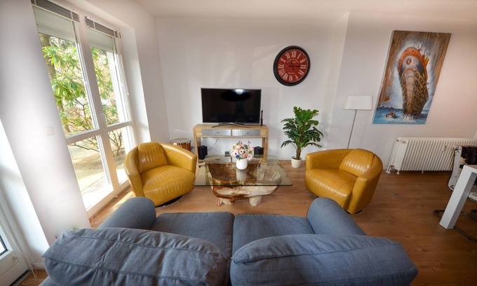 Marienthal Apartment | Fantastic 3 room apartment with terrace in Hamburg Marienthal