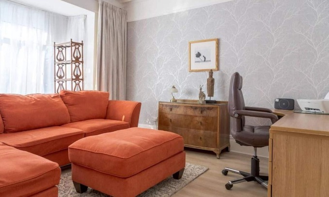 Acocks Green House | Fantastic 5 Bedroom House in Acocks Green close to NEC For 12 Guests