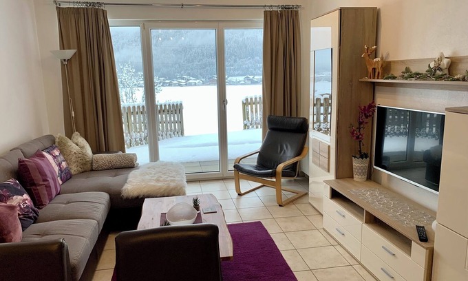 Flachau Apartment | Fantastic apartment in Flachau ski-in/ski-out, panoramic view/dog-friendly