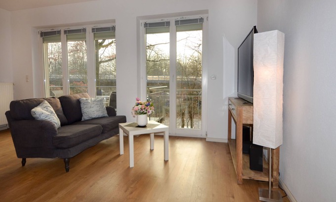 Marienthal Apartment | Fantastic apartment with balcony for 4 people in Hamburg Marienthal