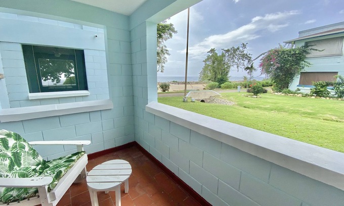 Orange Bay Condo | Fantastic Beachfront 2 B&B Condo. Perfect Work From Home! WiFi &Cable