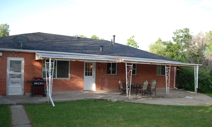 Jewell Heights - Hoffman Heights House | Fantastic Home 2 Blocks From The Hospital