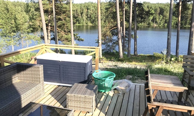 Flemingsberg Ski Chalet | Fantastic house with private dock and lake view, 30 Minutes from Stockholm | SE13032