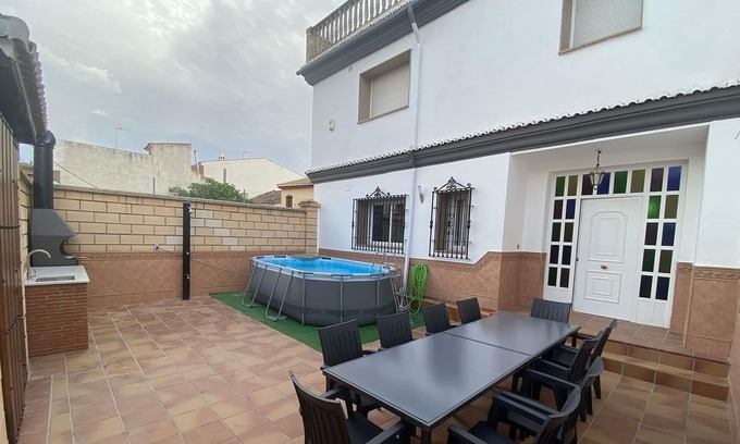 Montillana House | Fantastic Rural House in Montillana with swimming pool.