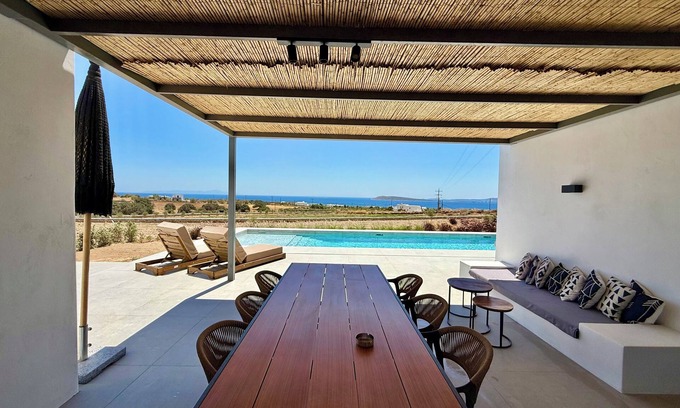 Aliki Villa | Faragas Hill Oasis Villa