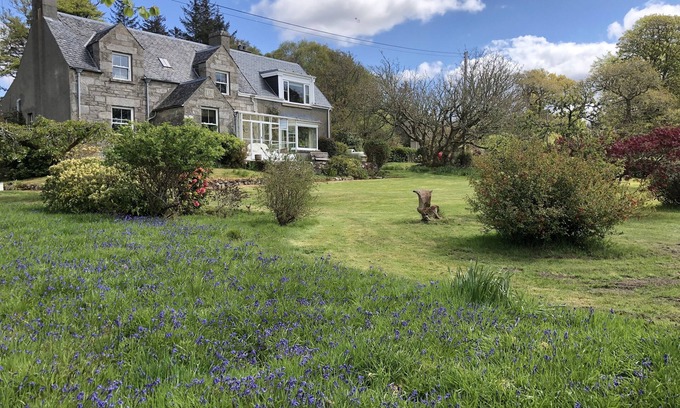 Tarbert House | Farm house, family and pet friendly.