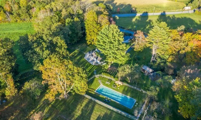 New Preston Cottage | Farm Valley Cottage + 60 ft Pool