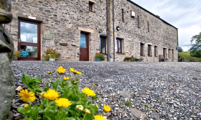 Sedbergh House | Farmhouse ∙ 1 bedroom ∙ 35 guests