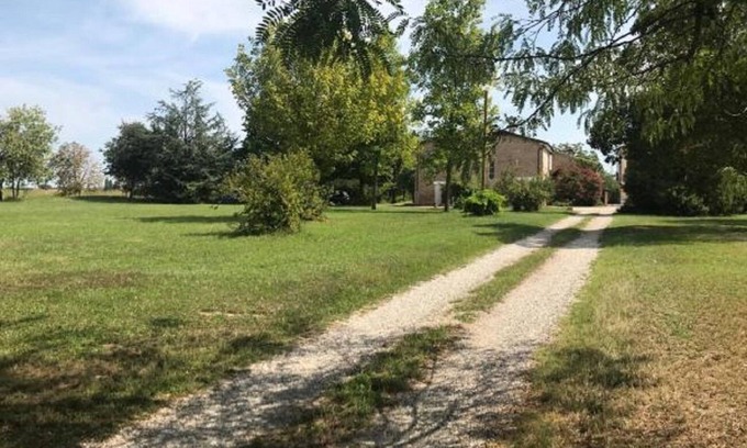 Mantua Apartment | Farmhouse 3 km from the center of Mantua