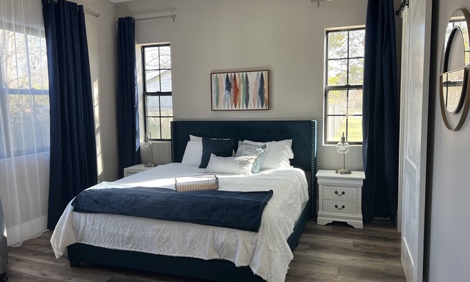 Gilbert Apartment | Farmhouse acre casita minutes from city amenities