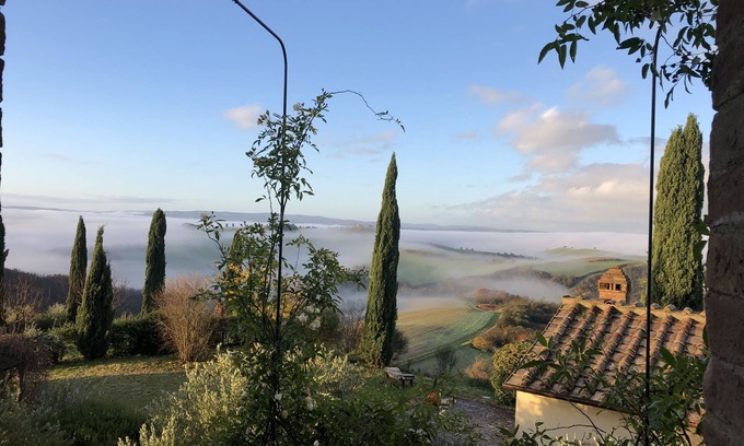 Ponte di Gabbiano Apartment | Farmhouse apartment with swimming pool and sensational views