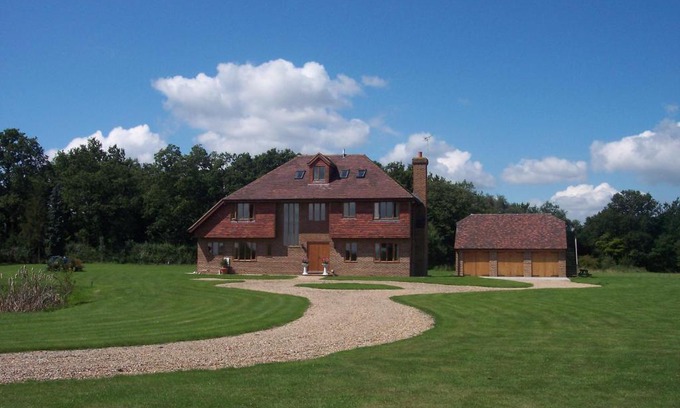 Abbess Roding House | Farmhouse: Beautiful rural location. London from 60 minutes.