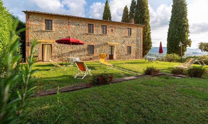 Montecarlo Other | Farmhouse near Lucca. Apartment with swimming pool, vineyards and olive trees