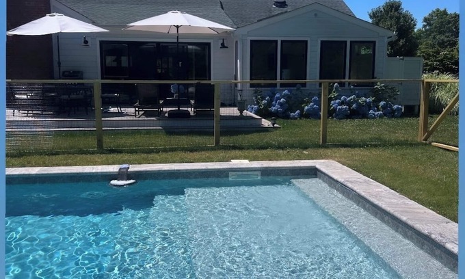 Southold House | Farmhouse Retreat