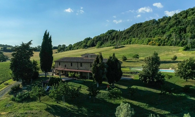 Pomarance Apartment | Farmhouse San Carlo-I Reucci Apartment in farmhouse 4/6 people and swimming pool