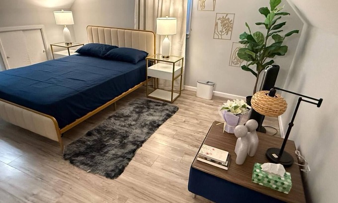 Farmingdale Apartment | Farmingdale Happy Haven: Your Space for Peace & Cozy Days - 0 Cleaning Fee