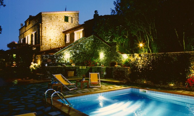 Noli Villa | -Fascinating Luxury Villa with private pool in the ancient medieval village.