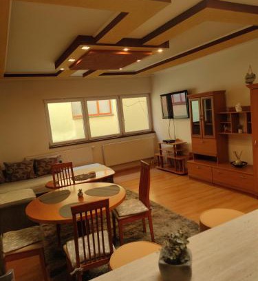 Levice Apartment | Fast Apartment in the centrum with FREE private parking