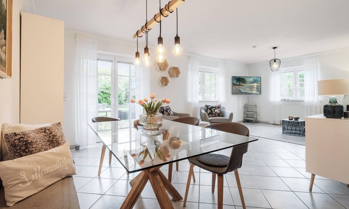 Langballigholz Apartment | Feel-good place by the sea. Modern, accessible apartment with sun terrace and garden