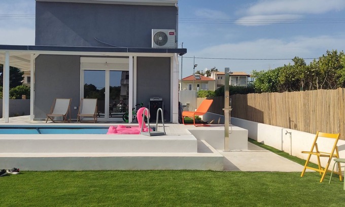 Schinias Villa | Feel like Home Villa