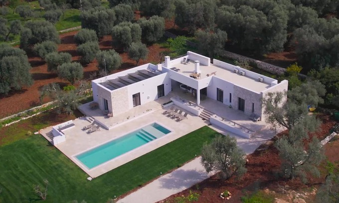 Carovigno Villa | Feelgood in Casa Pippo. luxury villa 2023. pool. sauna. sea view. fireplace