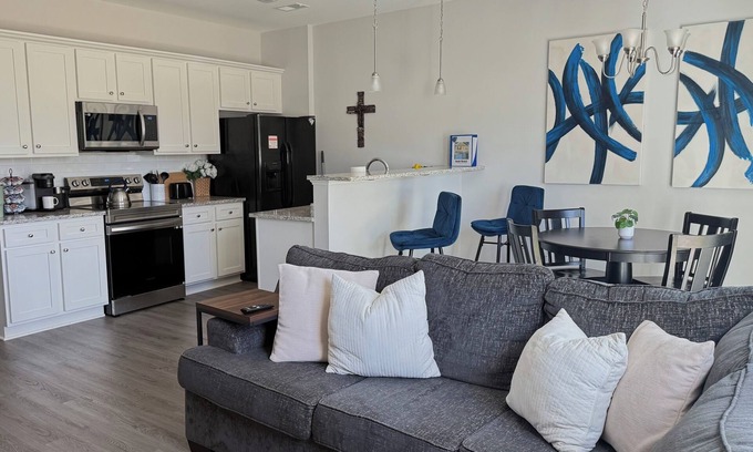 Huntcliff House | Feels Like Home! Columbia near Fort Jackson - Perfect for Families and Groups