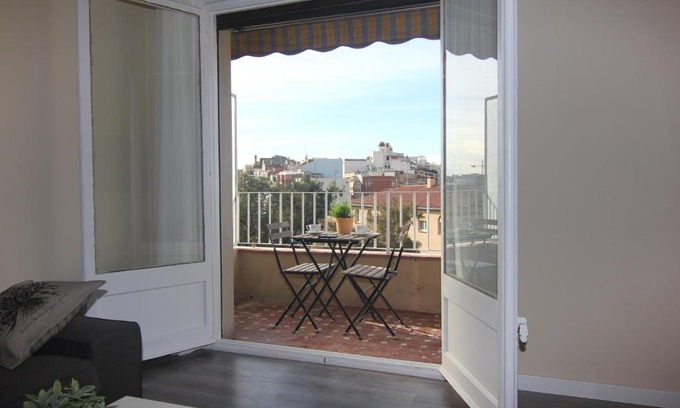 Navas Apartment | FELIP - Spacious and quiet apartments & one with Terrace