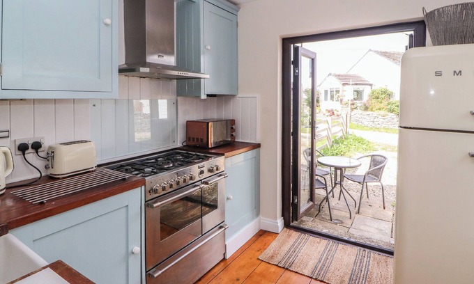 Shap Cottage | FELLSIDE COTTAGE, pet friendly, with open fire in Shap
