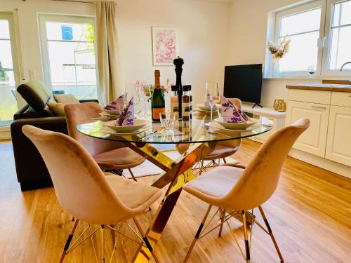 Friedrichshafen Apartment | Ferien-Apartment Silberweide - mit priv Strandzugang
