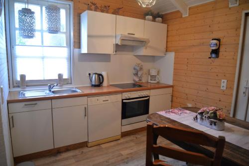 Uplengen Ski Chalet | Ferienhaus Am Wald 35531
