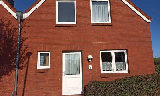 Ditzum House | Ferienhaus Friesenrose, 45237 - Ferienhaus Friesenrose