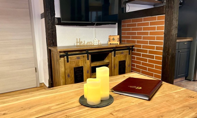 Harzgerode Apartment | Ferienhaus Hüttenblick - Ferienwohnung Seidenglanz
