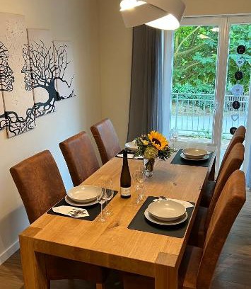 Koppelberg Apartment | Ferienhaus Moselhöhe - 2023 neu renoviert, mit Design-Ausstattung & großem Garten