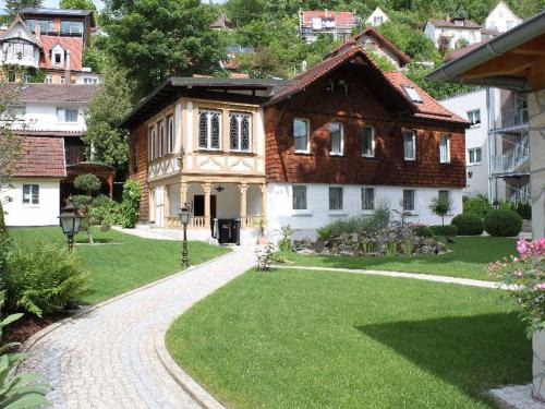 Bad Urach Apartment | Ferienhaus Villa Marina