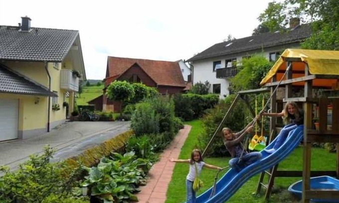 Guttersbach Apartment | Ferienhof Christmann - Holiday apartment Silke