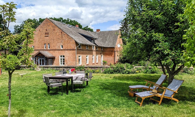 Gollmitz Apartment | Ferienloft Himmelblau mit Garten - Idyllische Lage