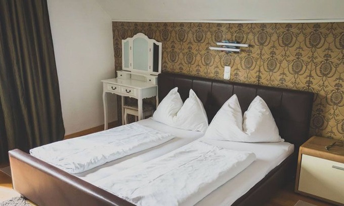 Seewalchen am Attersee House | Ferienwohnung Küche -5 Personen - Hotel Litzlberger Keller