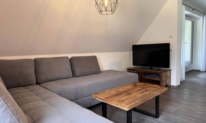 Reinhardtsdorf-Schoena Apartment | Ferienwohnung "heilige Stiege", 1 Schlafraum - Ferienhaus Barbarine