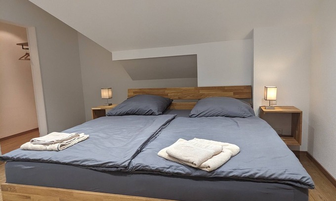 Ringsheim Apartment | Ferienwohnung 3.og 70 qm - mit Balkon - Dirket am Bahnhof