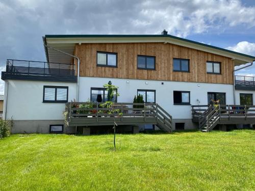 Berggieshubel Apartment | Ferienwohnung an der Reitanlage