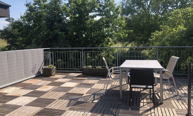 Ober-Ramstadt Apartment | Ferienwohnung Blick ins Grüne