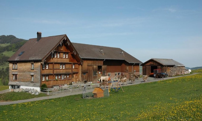Weissbad Apartment | Ferienwohnung Brülisauer