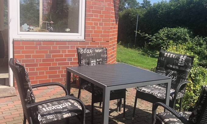 Alstatte Apartment | Ferienwohnung Feldjahns, 1-6 Pers