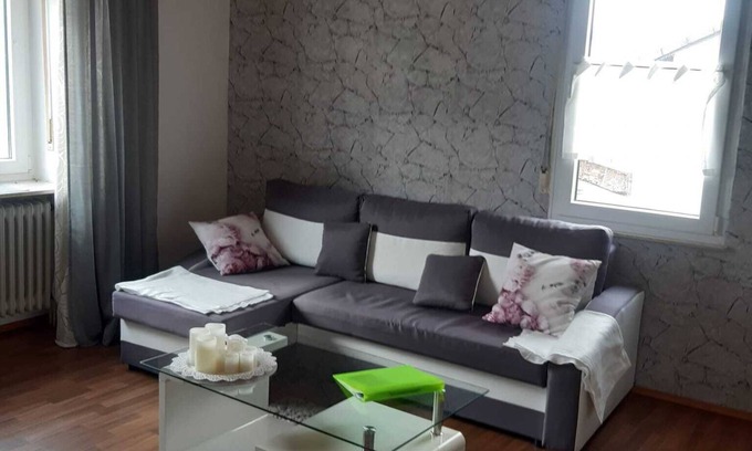Merzalben Apartment | Ferienwohnung Frank